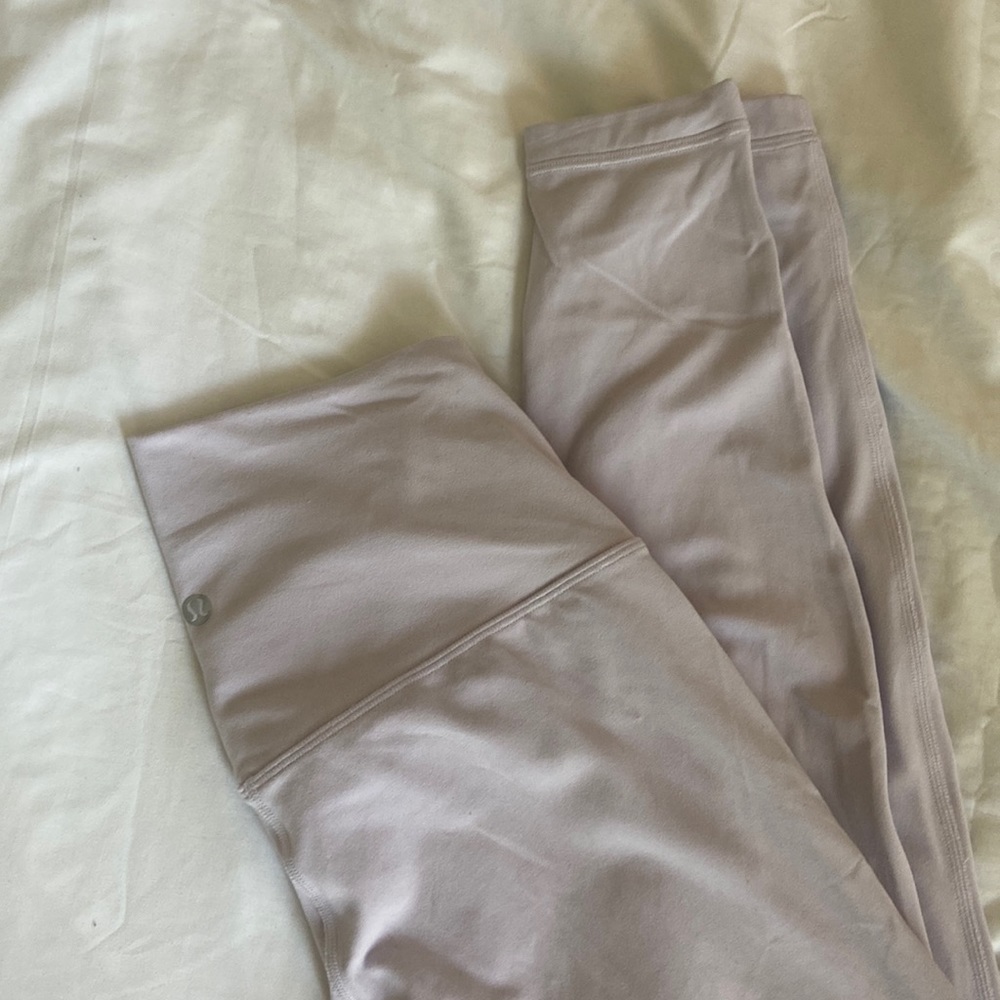 Lululemon Align 28” in Lavender Dew size 8